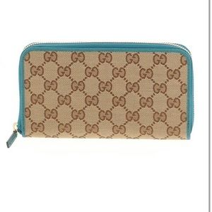 Gucci wallet, MINT CONDITION.